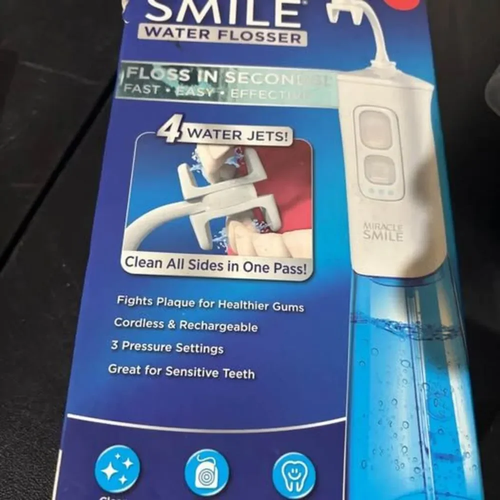 Miracle Smile Water Flosser 4-Jet Cordless Rechargeable Oral Irrigator